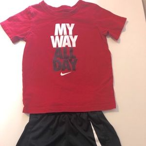 Nike Toddler Boy Set 4t